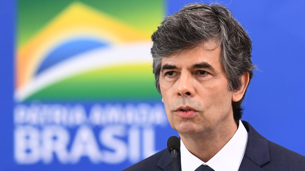 Brazílie má přes 200 000 nakažených, ministr zdravotnictví rezignoval